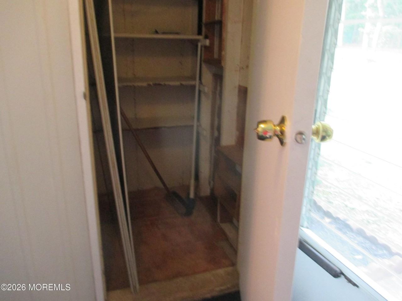 841B Inverness Ct - Photo 4 of 25
