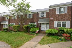 featured image of 66 Manor Dr #609