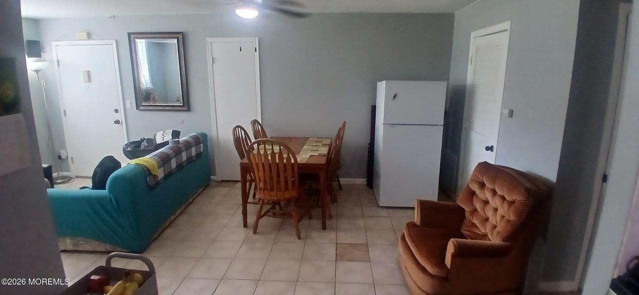 124 College Dr #124 - Photo 4 of 8