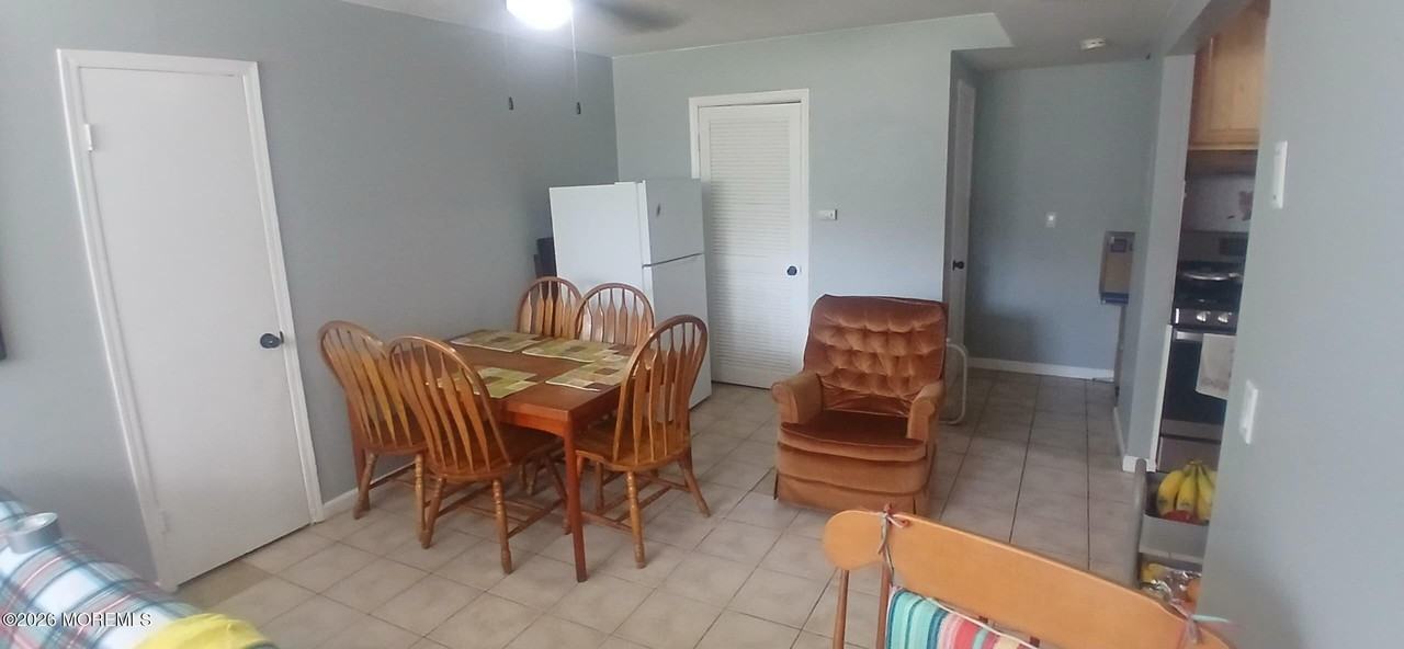 124 College Dr #124 - Photo 5 of 8