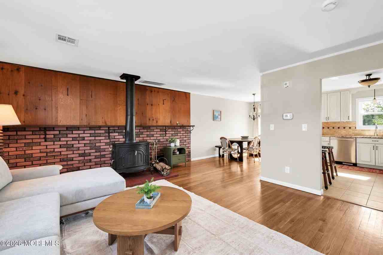 116 Cornell Ave - Photo 5 of 22