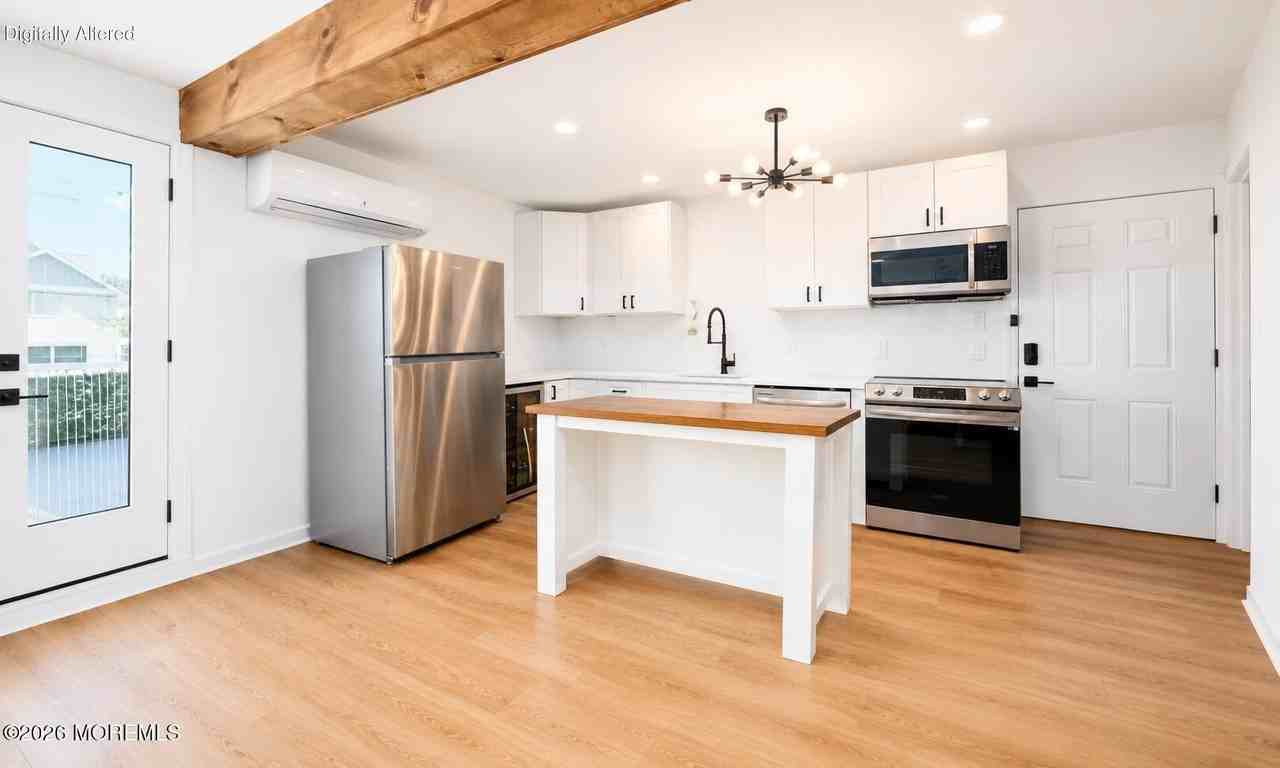 96 1st Ave #A - Photo 7 of 19