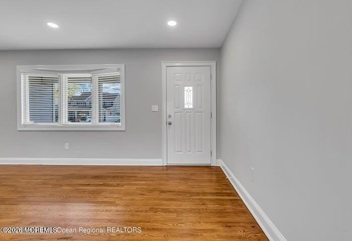 19 Bradley Ave - Photo 5 of 35