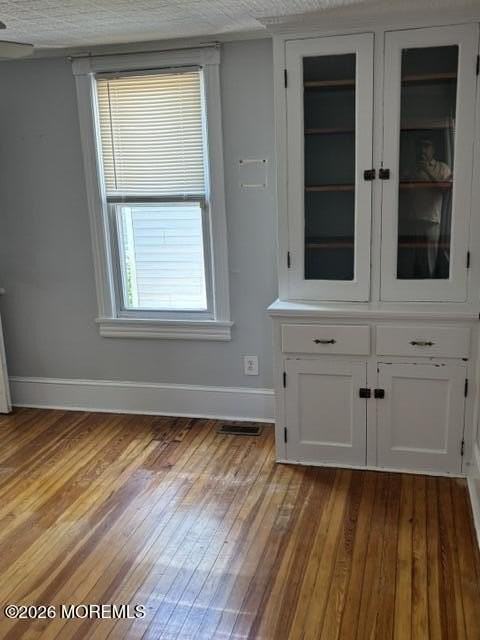 111 Embury Ave #REAR - Photo 3 of 12