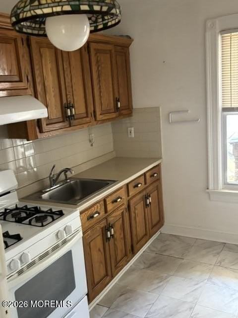 111 Embury Ave #REAR - Photo 6 of 12