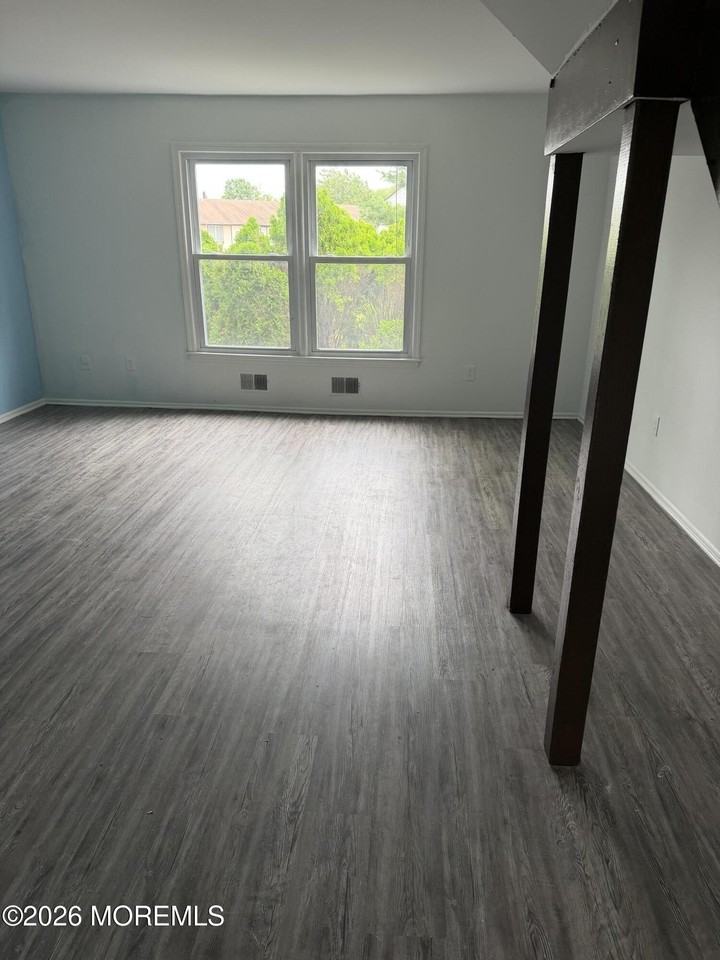 92 Sawmill Rd #583 - Photo 7 of 23