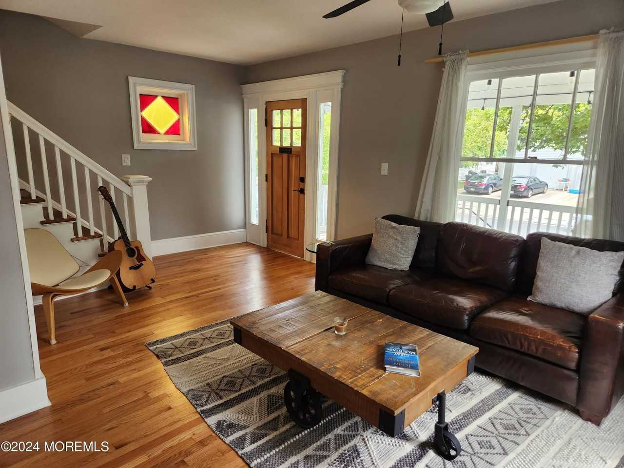 849 Central Ave - Photo 4 of 20