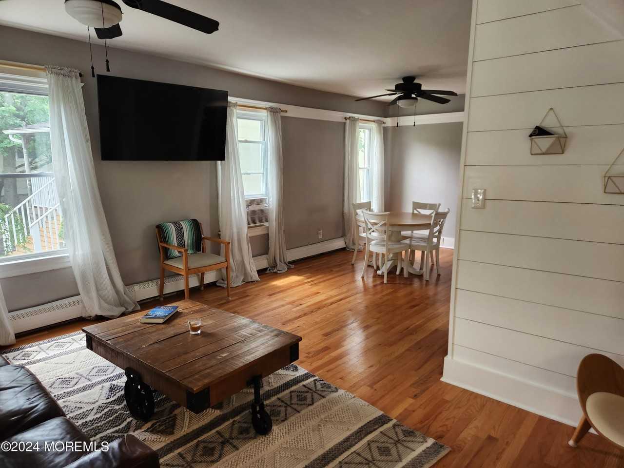 849 Central Ave - Photo 5 of 20
