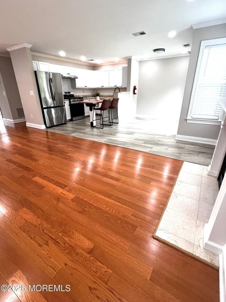 8 Buford Ct - Photo 4 of 34