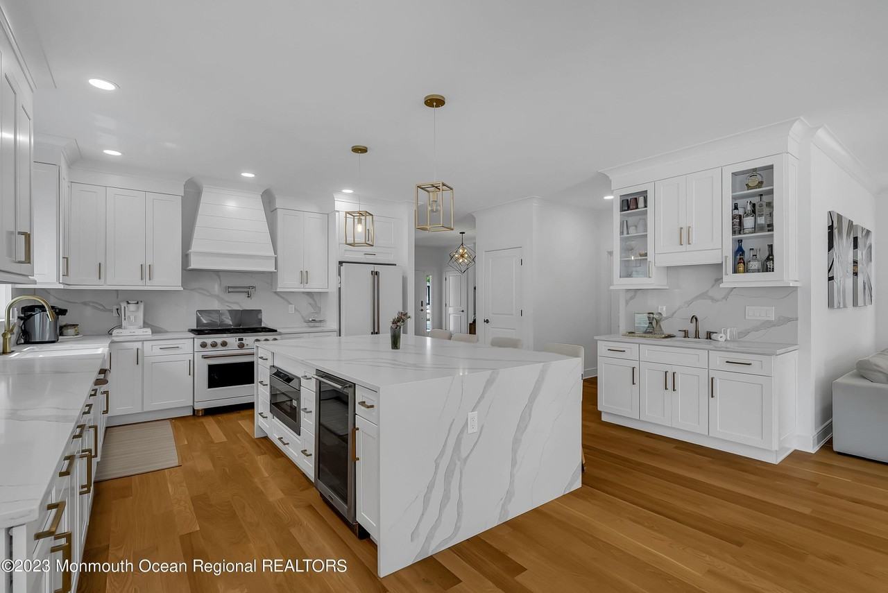96 Wall St - Photo 7 of 35