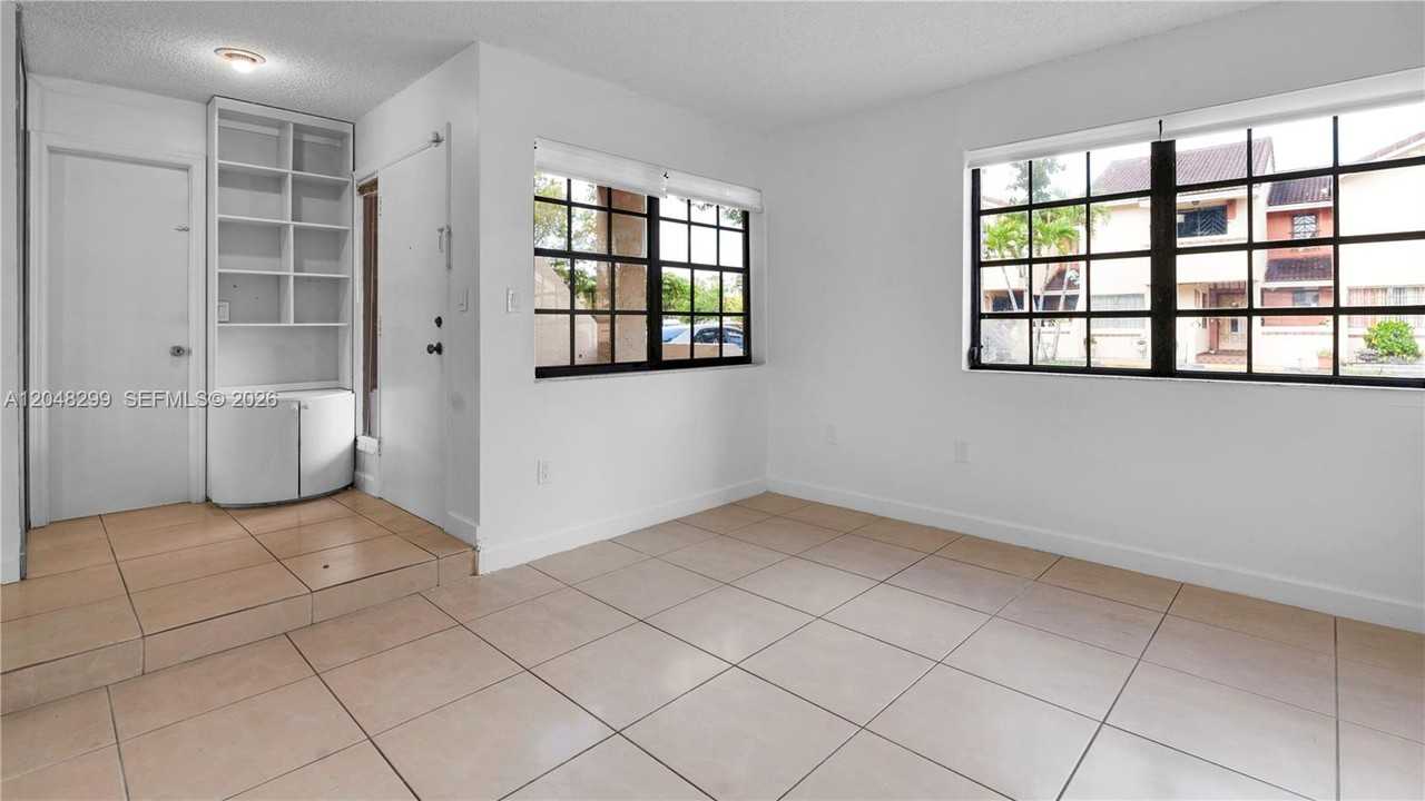 17908 Nw 68th Ave - Photo 2 of 8