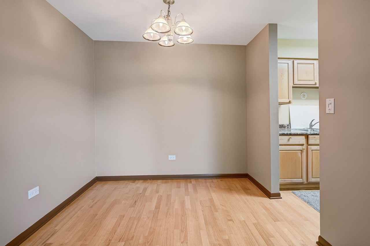 6184 Pinewood Ct #302 - Photo 2 of 10