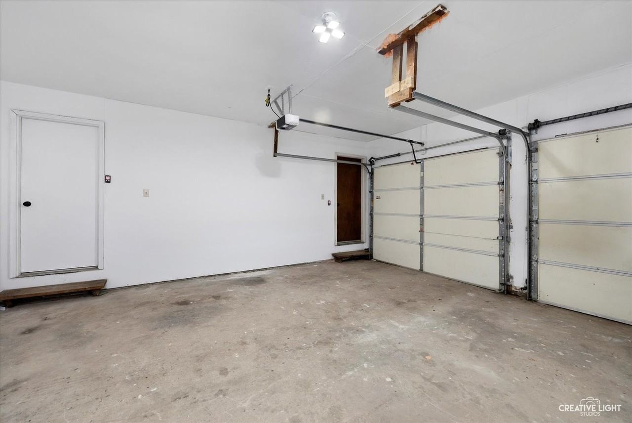 1643 Park Ave - Photo 6 of 17