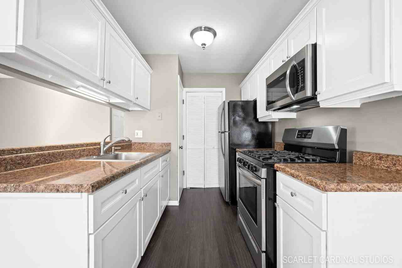 1441 Woodcutter Ln #D - Photo 3 of 10