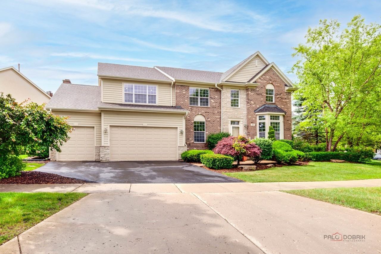 312 Camargo Ct - Photo 2 of 50