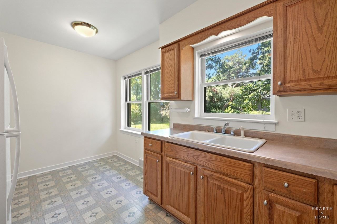 814 S Chestnut Ave - Photo 5 of 32