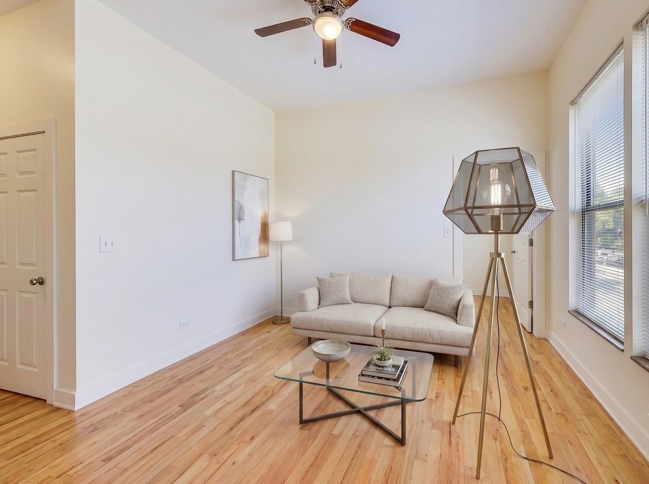 3201 S Normal Ave #2F - Photo 5 of 14