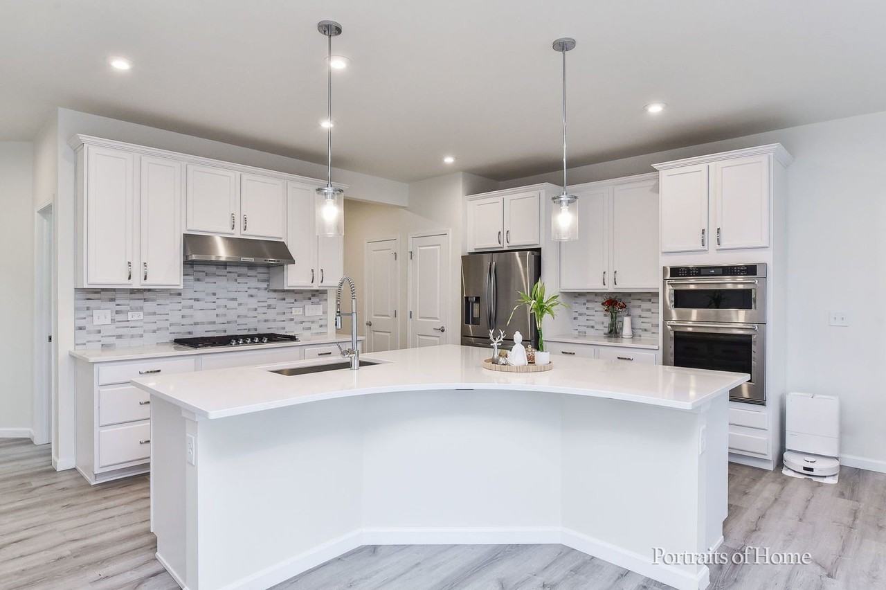 460 Watercress Dr - Photo 6 of 17