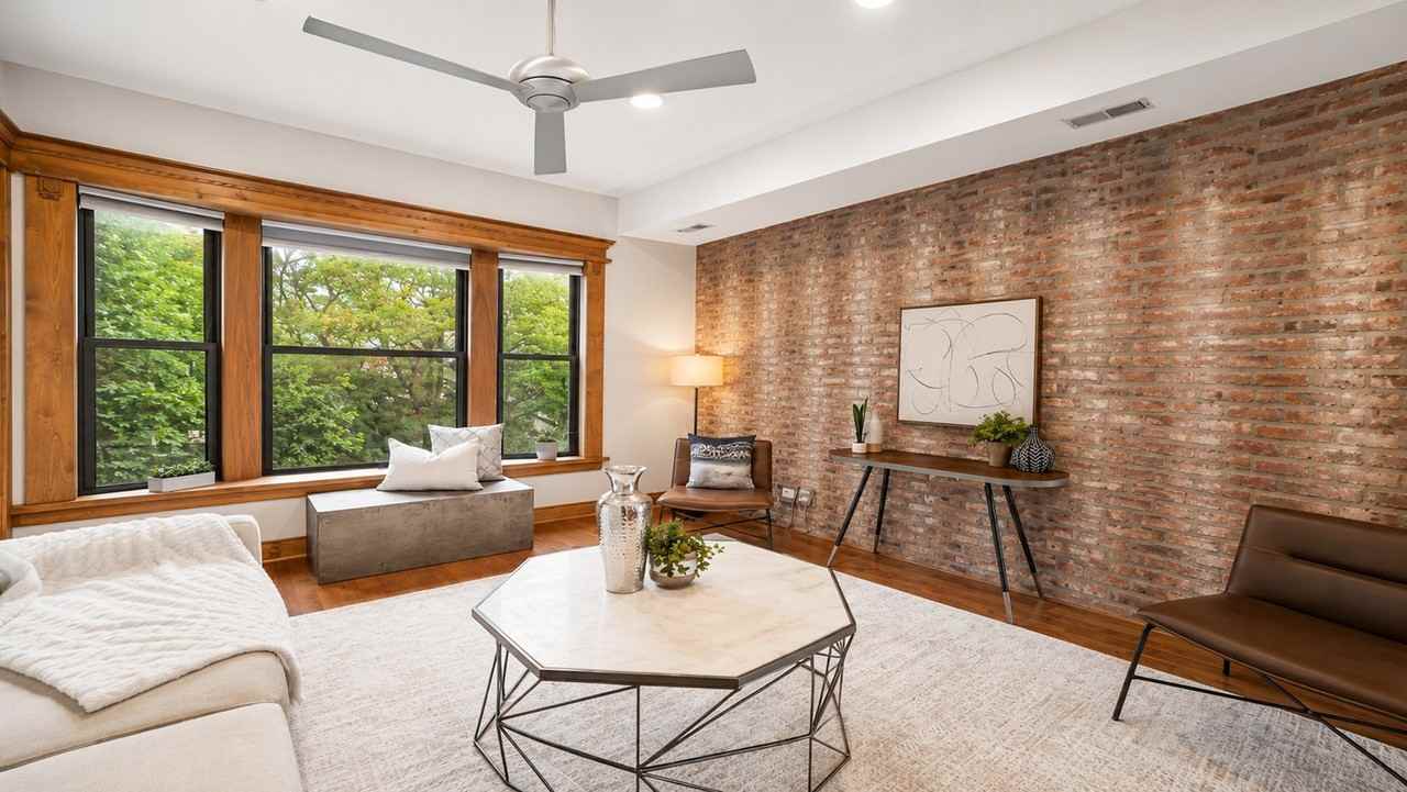 650 N Wood St #3S - Photo 4 of 20