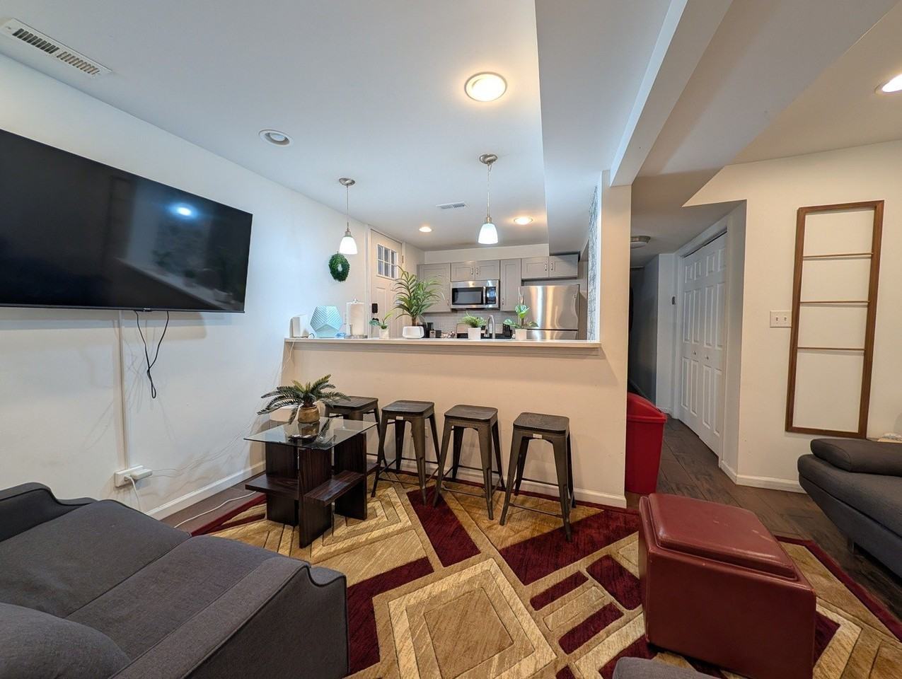 2324 W Monroe St #G - Photo 4 of 12