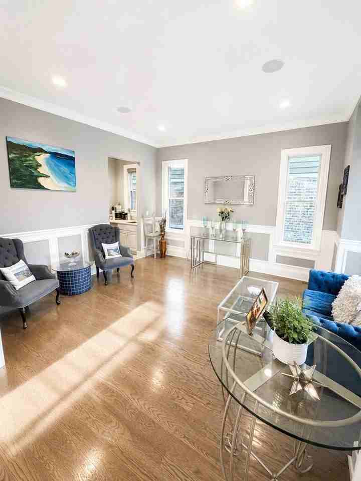 7338 W Clarence Ave - Photo 5 of 49