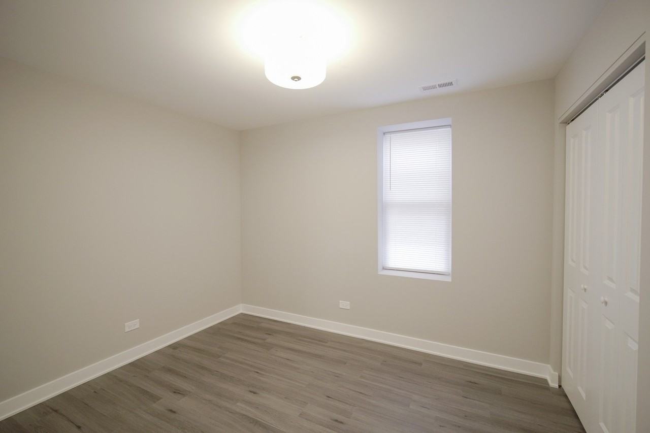 2253 S Whipple St - Photo 3 of 9