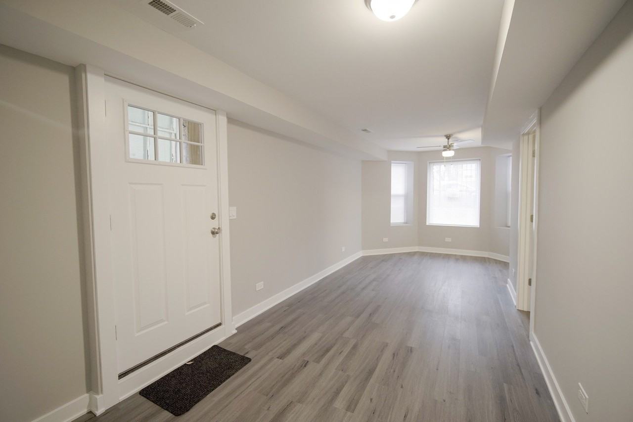 2253 S Whipple St - Photo 7 of 9