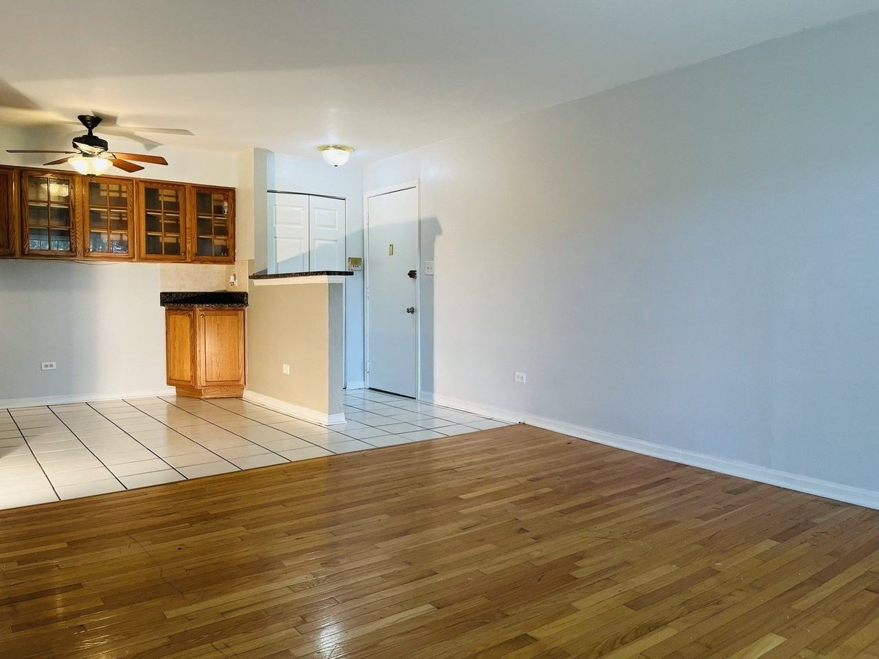 1511 N Windsor Dr #206 - Photo 2 of 13