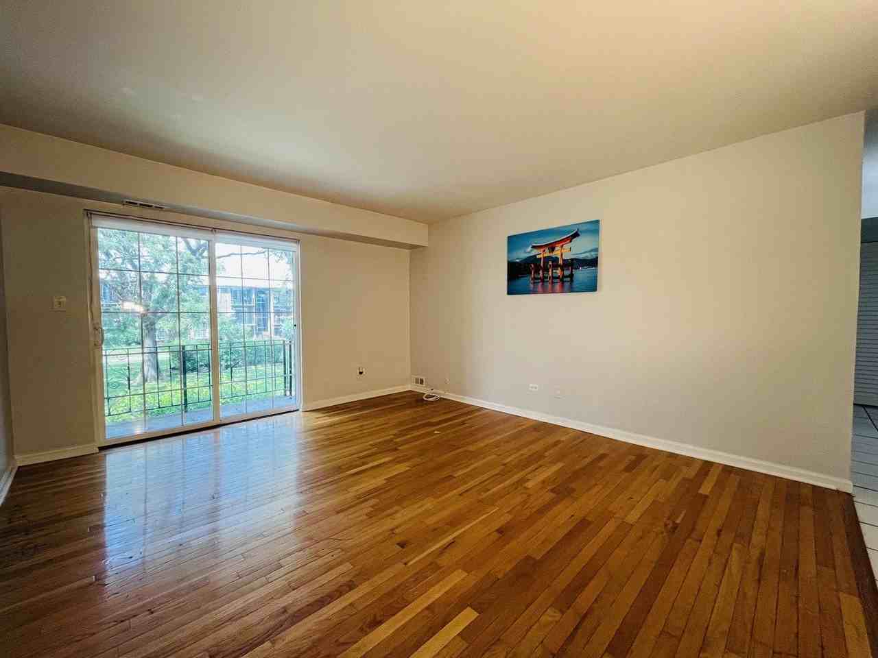 1511 N Windsor Dr #206 - Photo 3 of 13