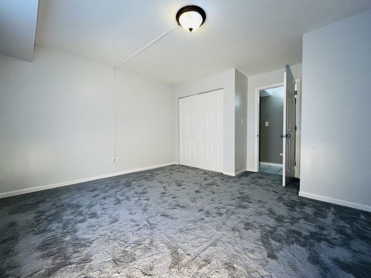 1511 N Windsor Dr #206 - Photo 6 of 13