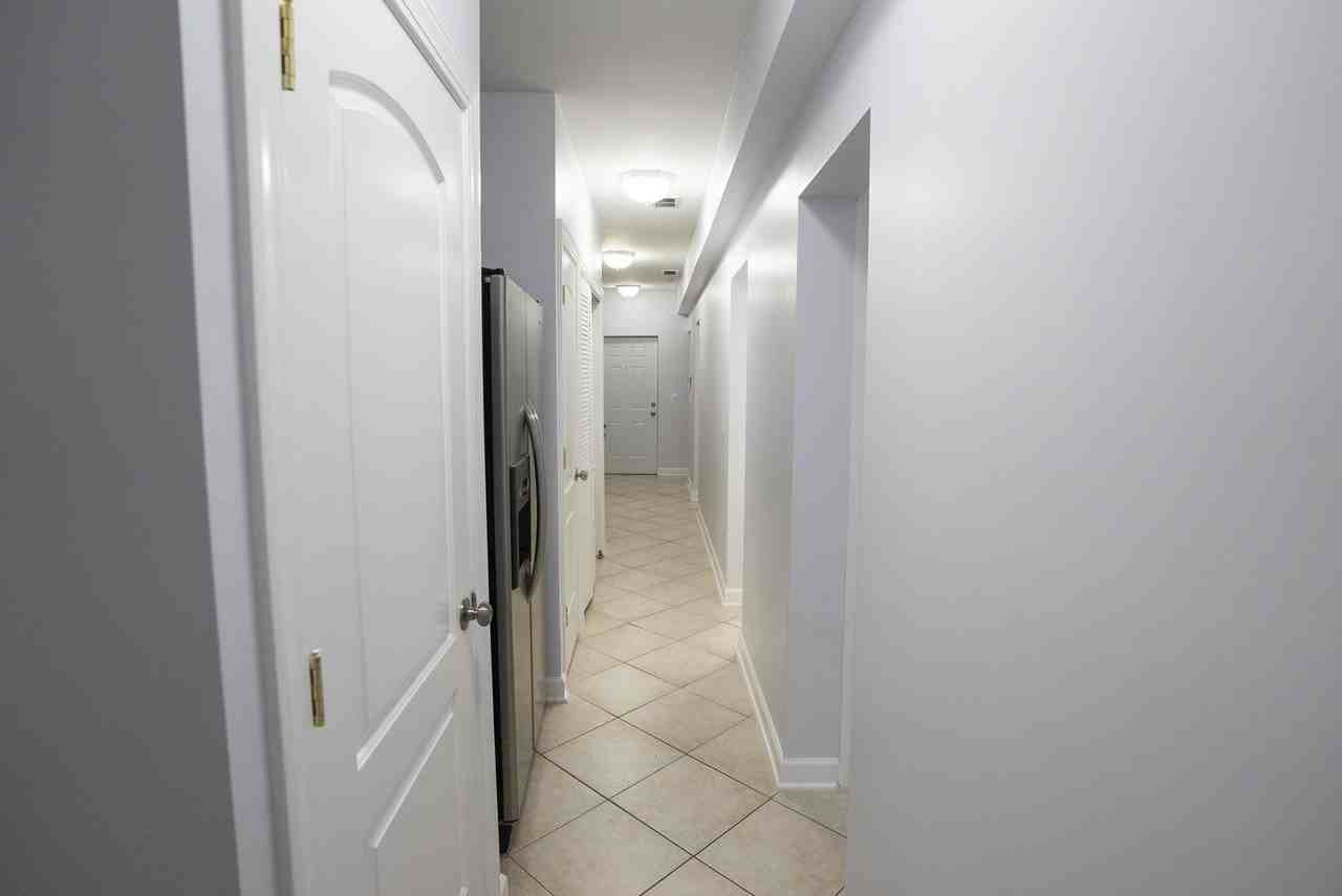 2416 N Greenview Ave #G - Photo 4 of 18