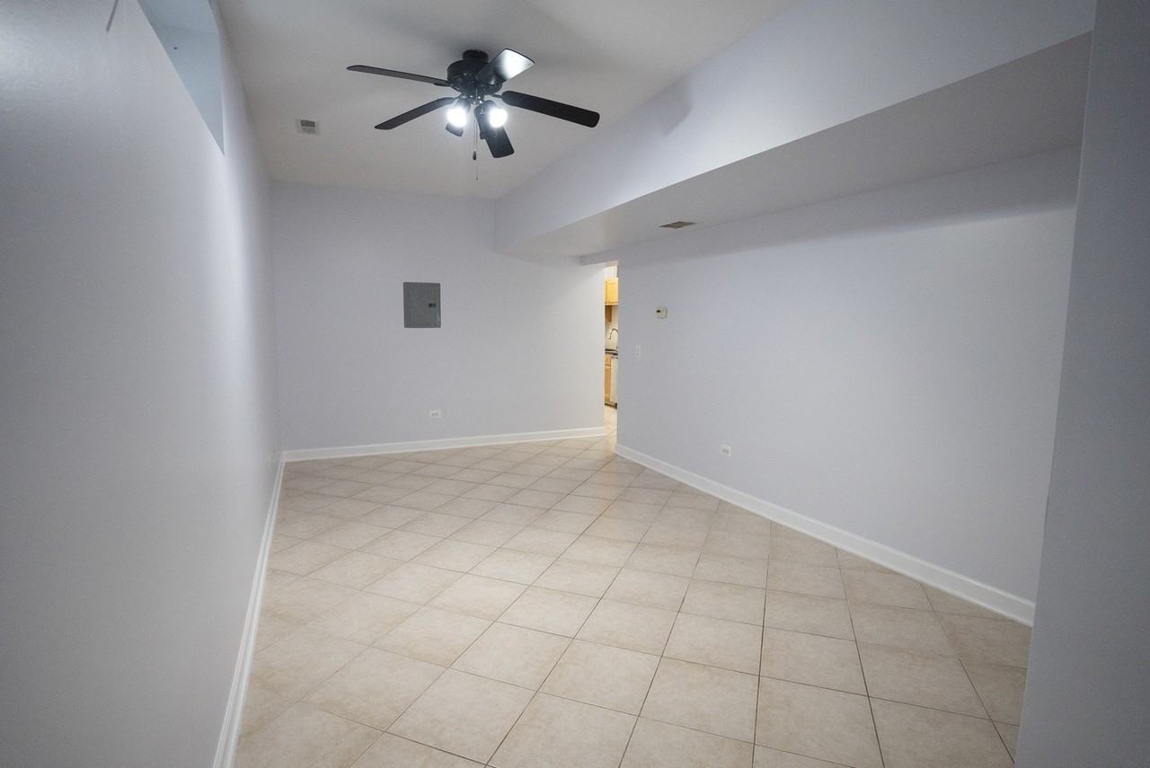 2416 N Greenview Ave #G - Photo 6 of 18