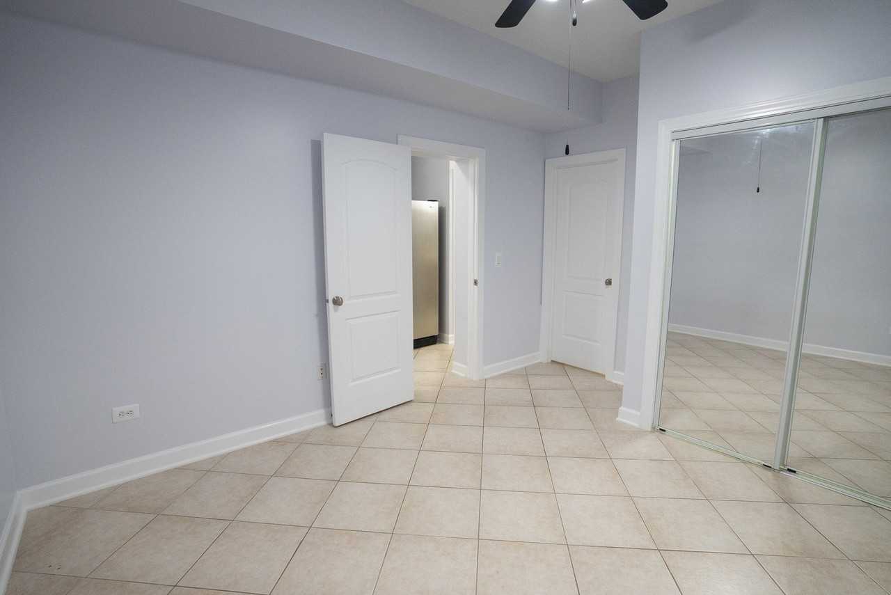 2416 N Greenview Ave #G - Photo 7 of 18