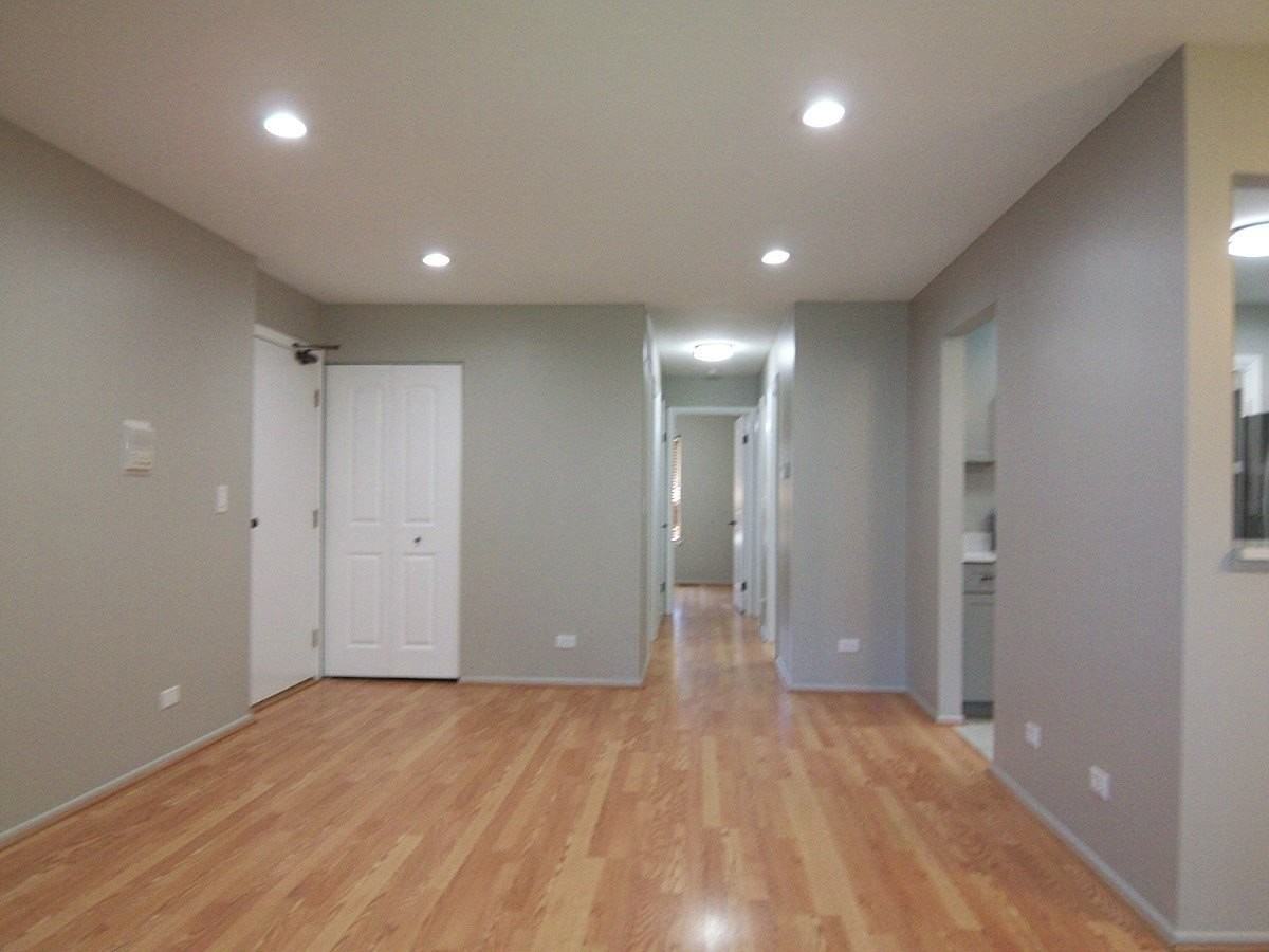 1546 Williamsburg Dr #C1 - Photo 3 of 23