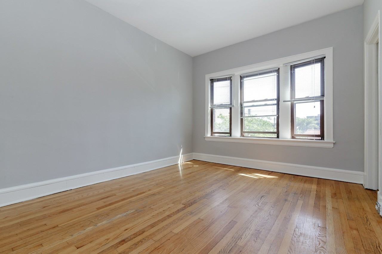 4754 N Lincoln Ave #3 - Photo 7 of 17