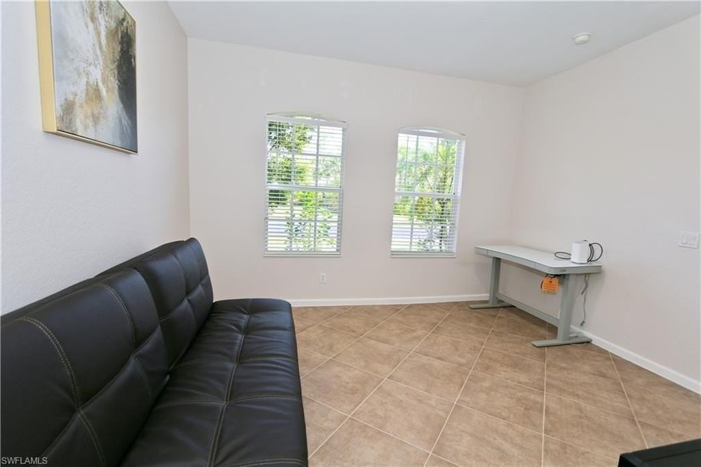 15578 Vallecas Ln - Photo 5 of 29