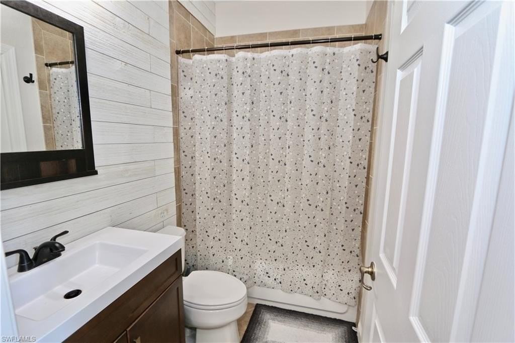 15578 Vallecas Ln - Photo 6 of 29
