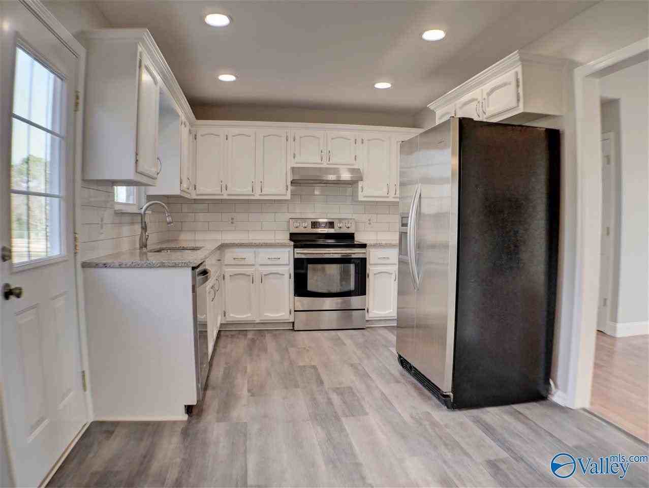 112 Suddith Ln - Photo 7 of 18
