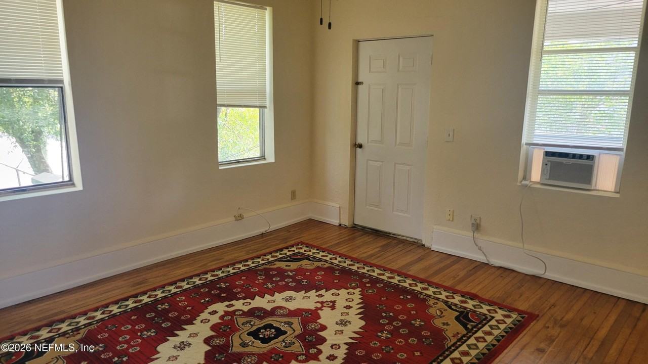 2514 Walnut St #2520 - Photo 3 of 16