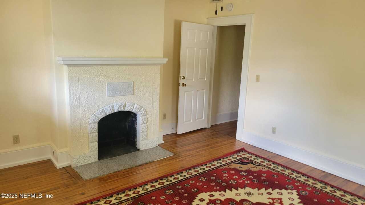 2514 Walnut St #2520 - Photo 4 of 16