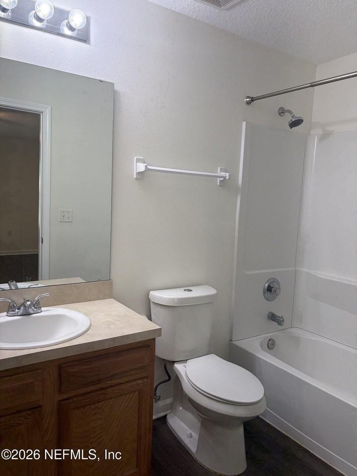 8173 Woods Ave - Photo 6 of 12