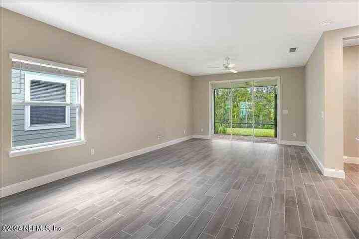2896 Lucena Ln - Photo 6 of 20