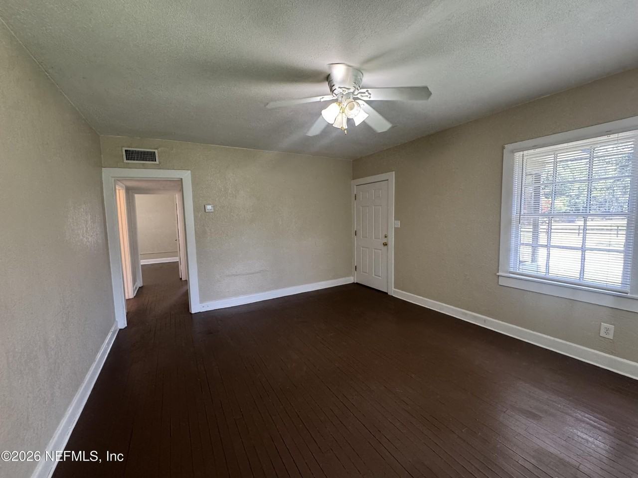 8277 Cheryl Ann Ln - Photo 3 of 16