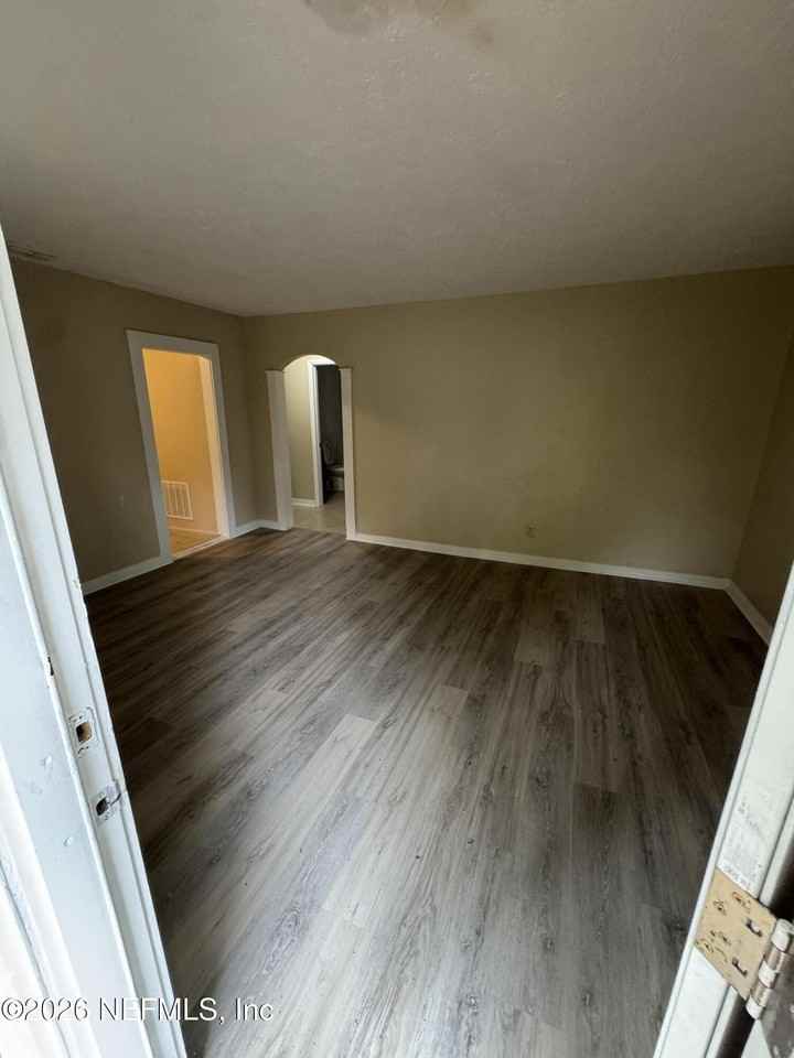 273 Day Ave - Photo 3 of 14