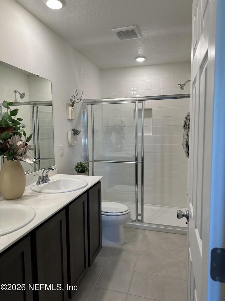 145 Beach Palm Ct - Photo 5 of 20