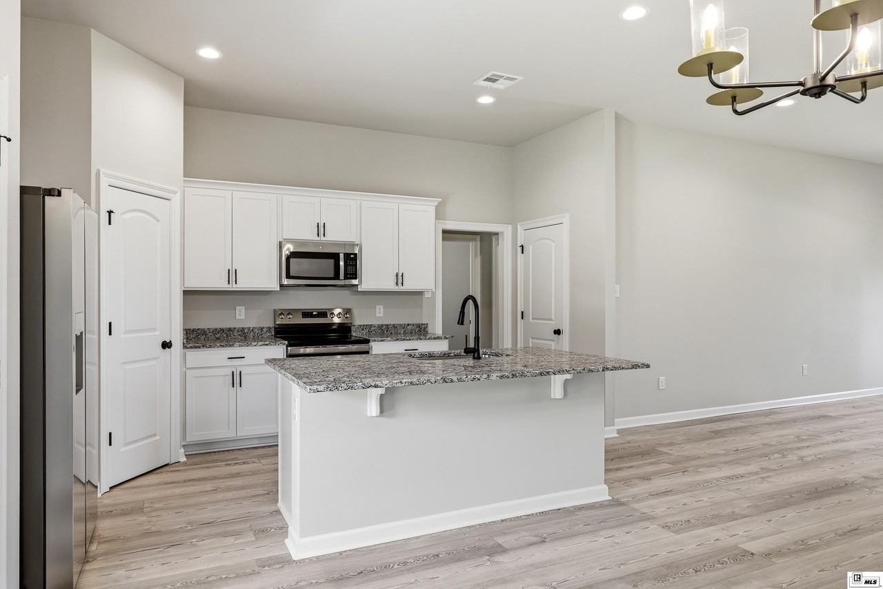102 Magnolia Pointe Cir - Photo 7 of 31