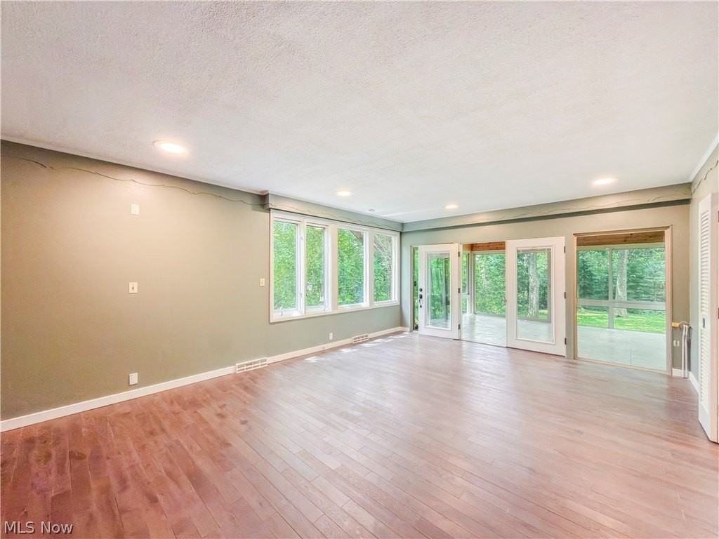 2990 E Belvoir Oval - Photo 7 of 16