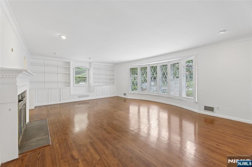 26 Glenwood Rd - Photo 3 of 31