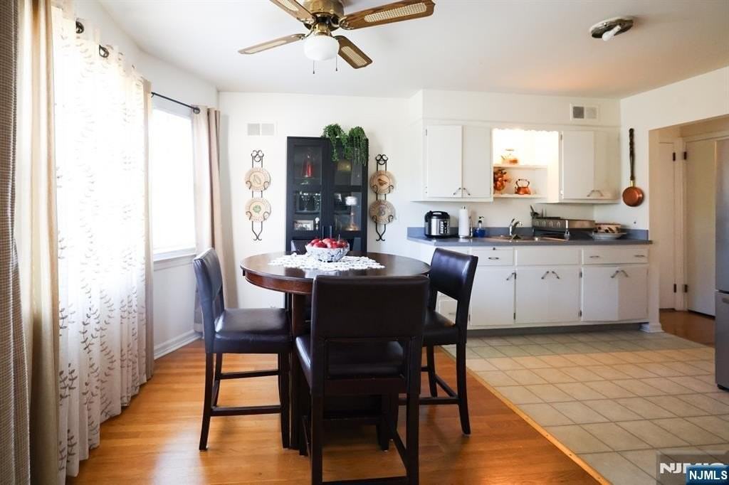 118 Diamond Bridge Ave #1 - Photo 6 of 25