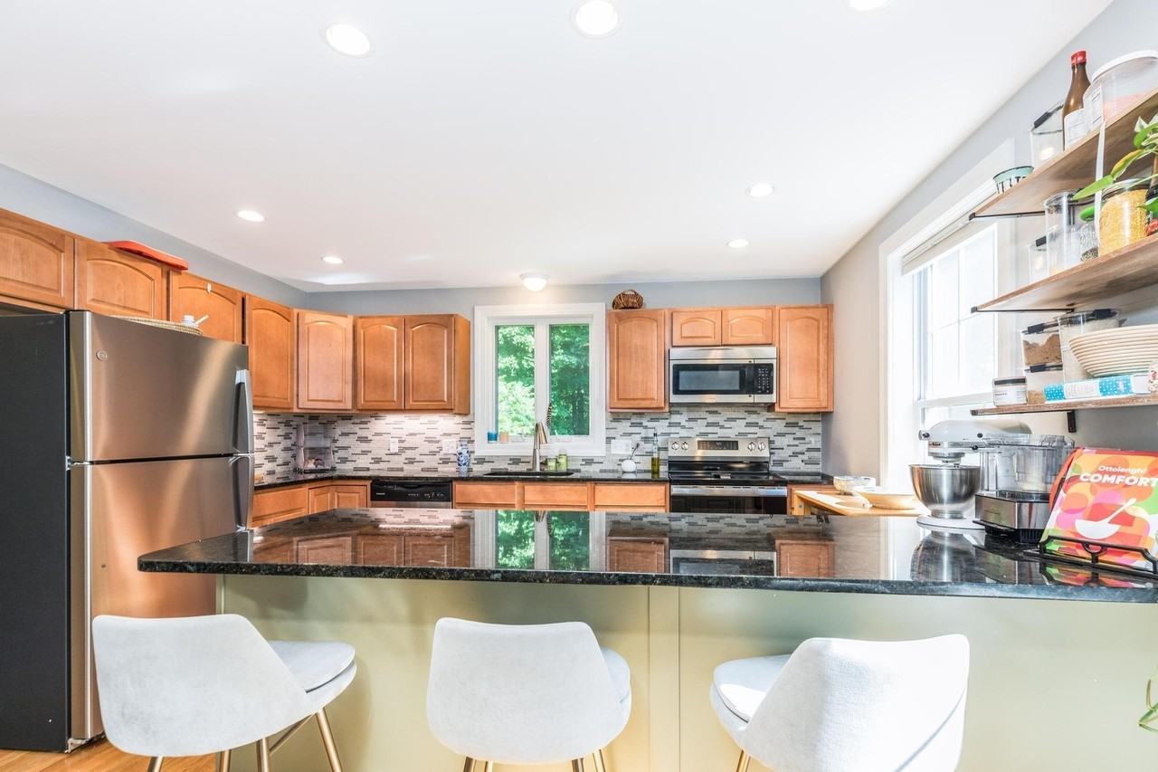 12 Woodside Rd - Photo 2 of 35